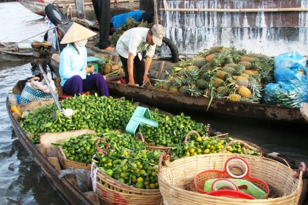 Cai Be Floating Market, Can Tho Tour, Mekong Delta