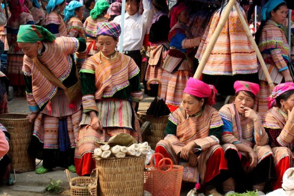 Can Cau Market, Can Cau Market Tour, Can Cau Market Travel