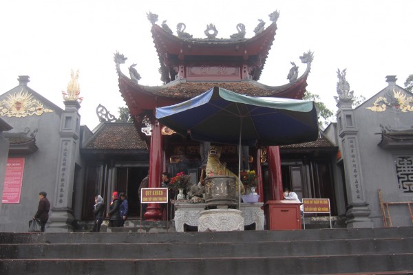 Cua Ong Temple, Quang Ninh, Quang Ninh Travel Guide