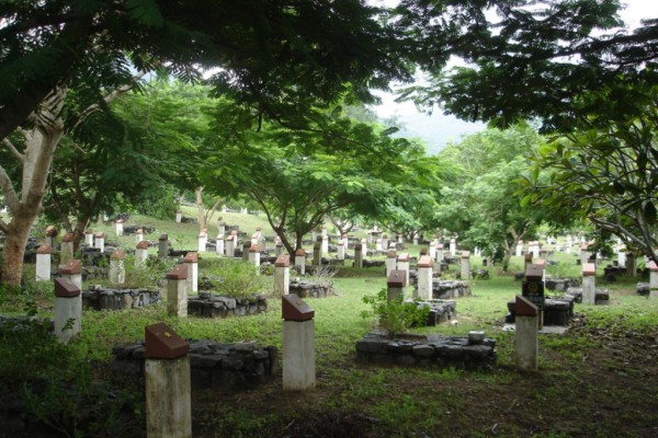 Hang Duong Cemetery, Con Dao Island