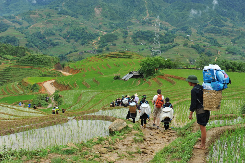 Y Linh Ho Village, Sapa, Sapa Tour, Lao Cai Travel Guide