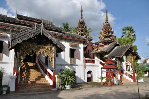 Wat Si Chum Thailand