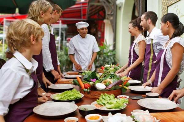 travel hoi an, hoi an cooking class, hoi an tour, how travel to hoi an from saigon