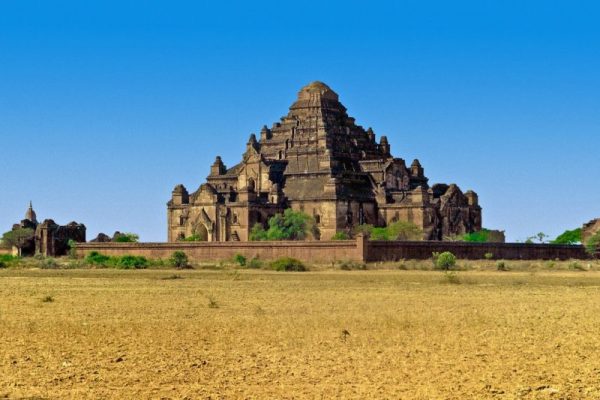 Damyangyi Temple , Bagan, Myanmar