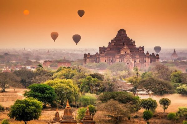 Damyangyi Temple , Bagan, Myanmar