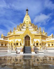 Kyauktawgyi Pagoda, Mandalay, Myanmar