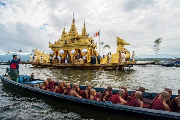 Phaungdawoo Pagoda, Inle Lake, Myanmar