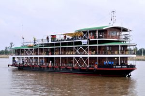 RV Pandaw river cruiser