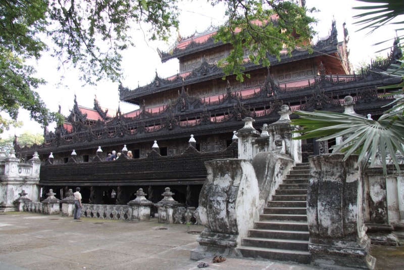 Shwe Nandaw Kyaung, Myanmar, Travel Guide