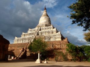 ShweSandaw pagoda