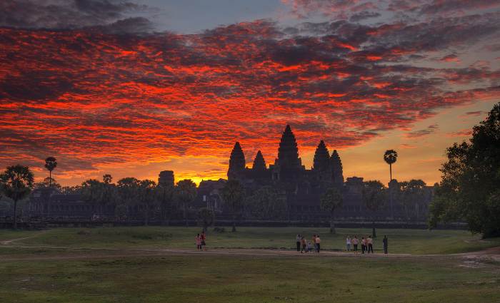 luxury tour to Angkor Wat